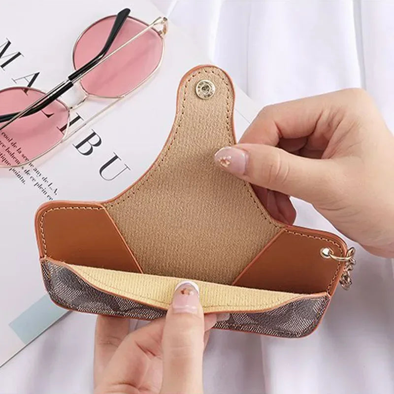 Portable Glasses Case with Keychain – Compact Sunglasses & Eyeglasses Storage Pouch