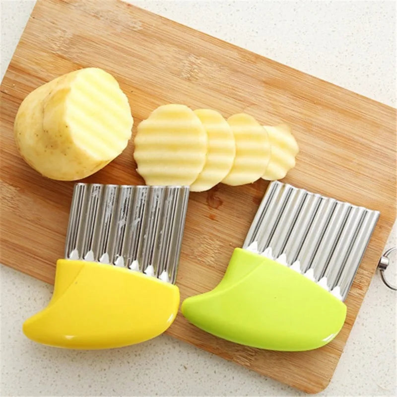 Stainless Steel Crinkle Cutter – Wavy Vegetable, Fruit & French Fry Slicer