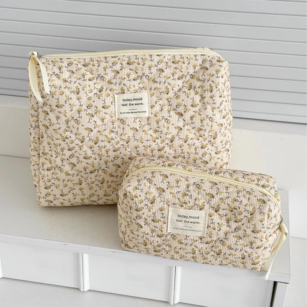 Vintage Floral Quilted Cosmetic Bag – Travel Makeup & Toiletry Organiser