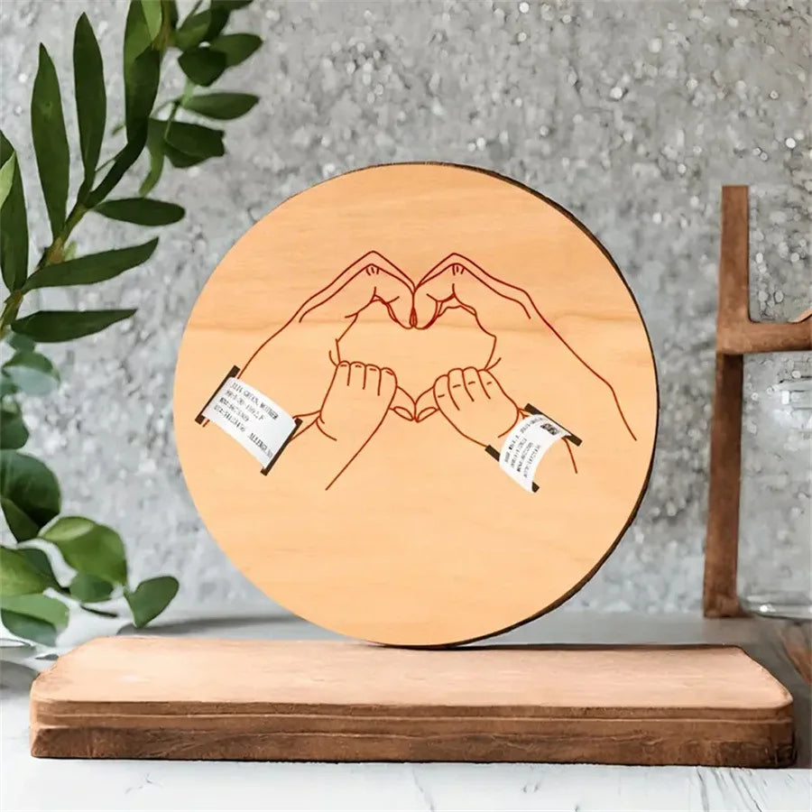 Personalised Wooden Baby Name Keepsake – Newborn Photo Prop & Nursery Plaque