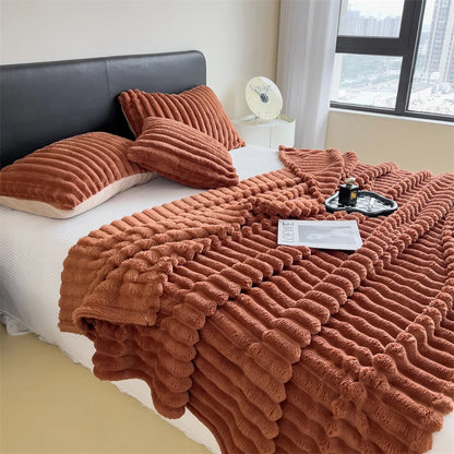 Thickened Wide-Stripe Throw Blanket – Multi-Purpose Bed, Sofa & Pet Blanket