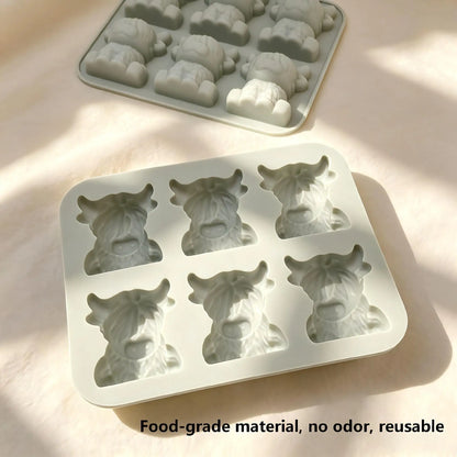 Highland Cow Silicone Ice Cube Mould – Cute 3D Ice Tray for Drinks & Cocktails