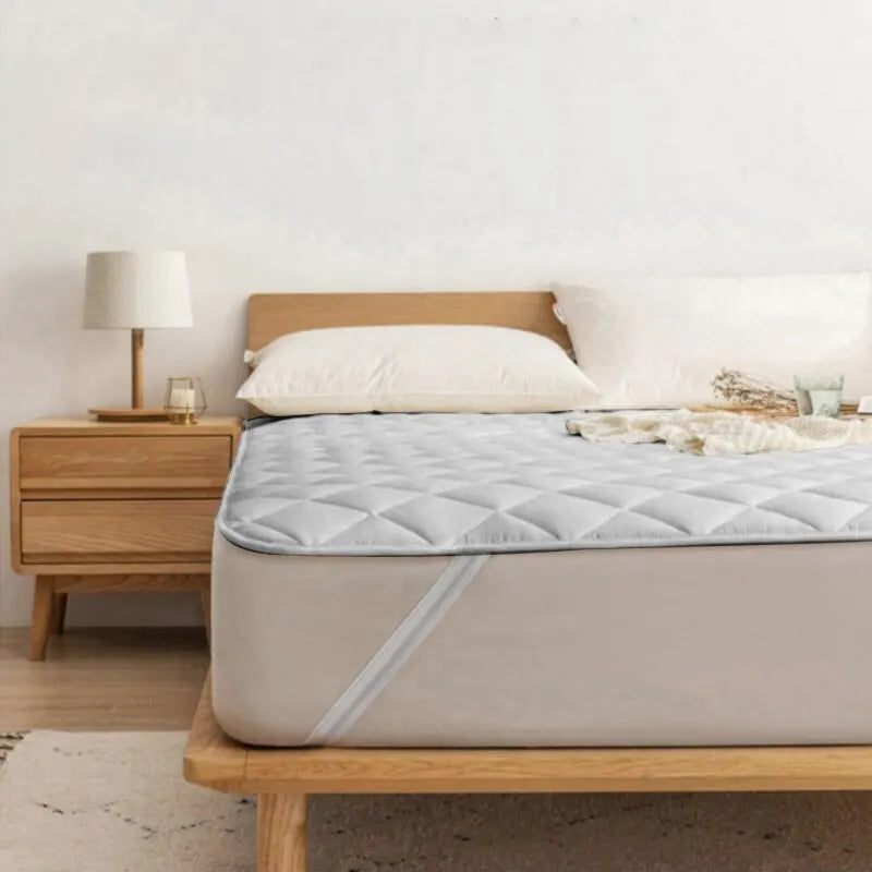 Quilted Mattress Protector – Washable Mattress Cover with Elastic Fit