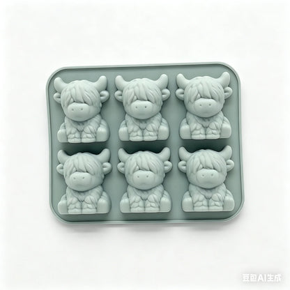 Highland Cow Silicone Ice Cube Mould – Cute 3D Ice Tray for Drinks & Cocktails