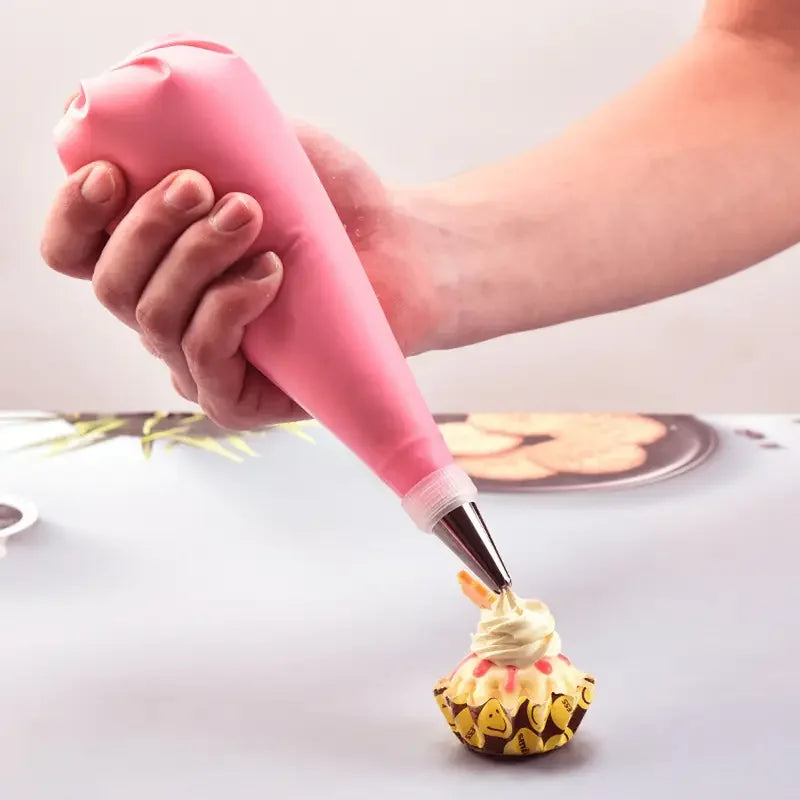 76-Piece Cake Decorating Kit – Cake Turntable, Piping Bags & Icing Tools Set