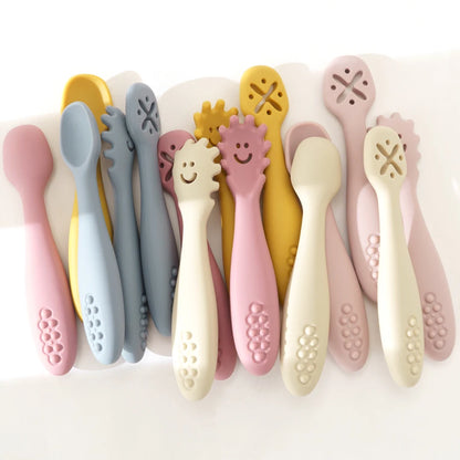 3-Piece Silicone Baby Learning Spoon Set – Self-Feeding & Weaning Utensils