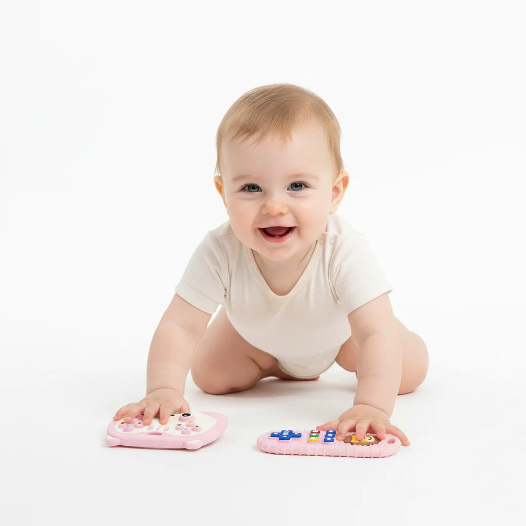 2-Piece Silicone Baby Teether Set – Bear Game Controller & Lion Remote