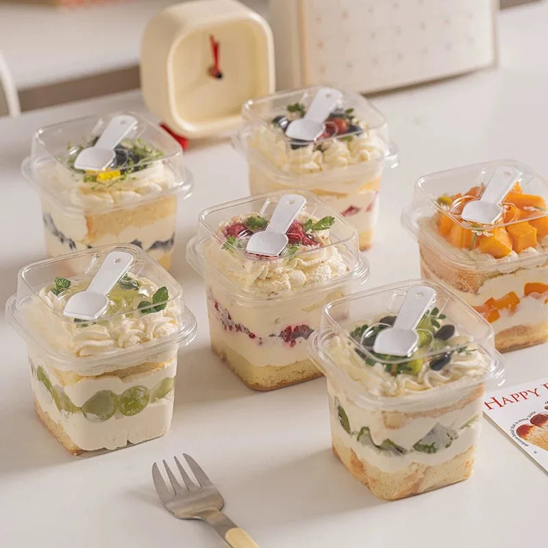 20-Pack Disposable Square Cake Boxes – Eco-Friendly Dessert & Mousse Packaging with Clear Lid