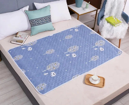 Reusable Waterproof Bed Protector Mat – Washable Mattress Pad for Babies, Toddlers & Pets