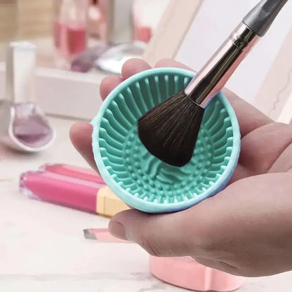QuickClean Silicone Makeup Brush Cleaner Bowl – Deep Cleaning Scrubber for Makeup Brushes
