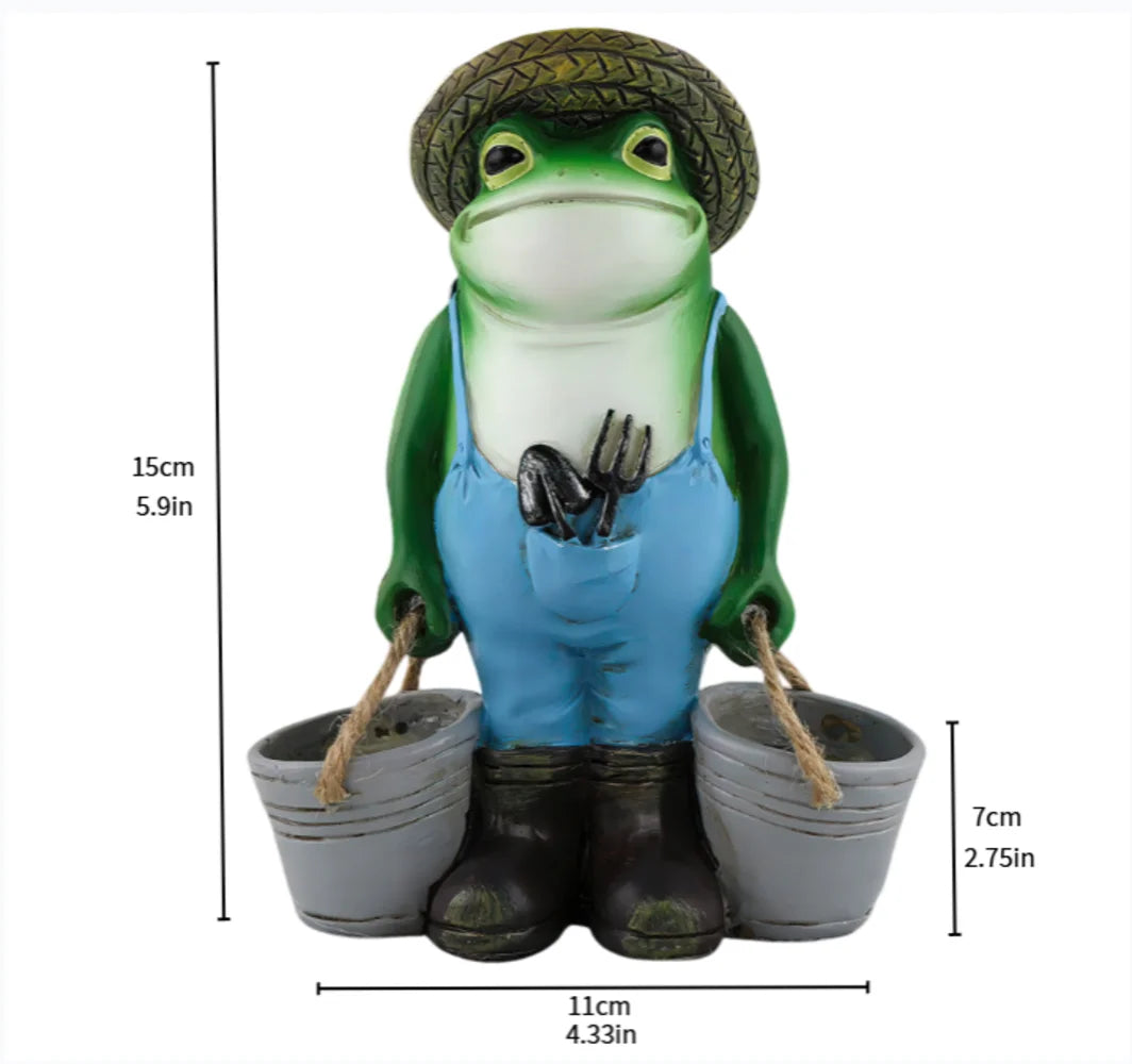 Frog Gardener Planter Statue – Straw Hat Garden & Courtyard Ornament