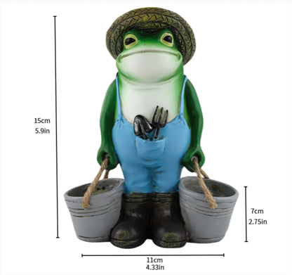 Frog Gardener Planter Statue – Straw Hat Garden & Courtyard Ornament
