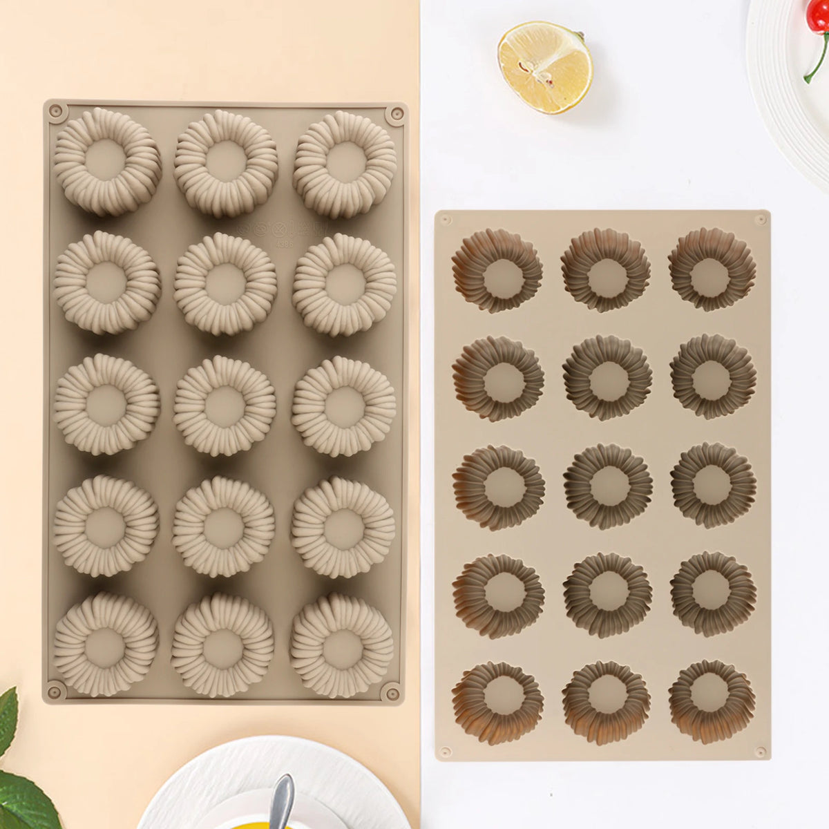 15-Cavity Silicone Mousse Mould – Mini Layered Dessert & Cake Mould
