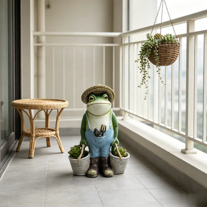 Frog Gardener Planter Statue – Straw Hat Garden & Courtyard Ornament