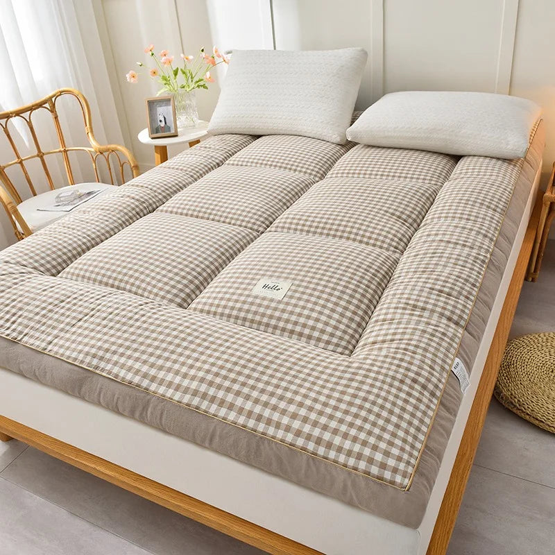 Foldable Japanese-Style Futon Mattress – 10cm Portable Floor & Guest Bed
