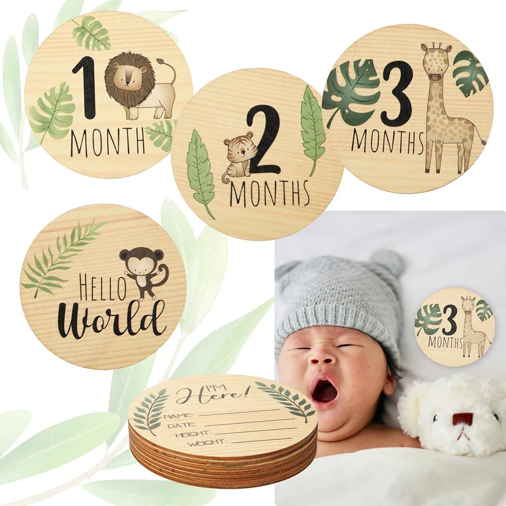 Newborn Monthly Milestone Cards – Wooden Baby Photo Props