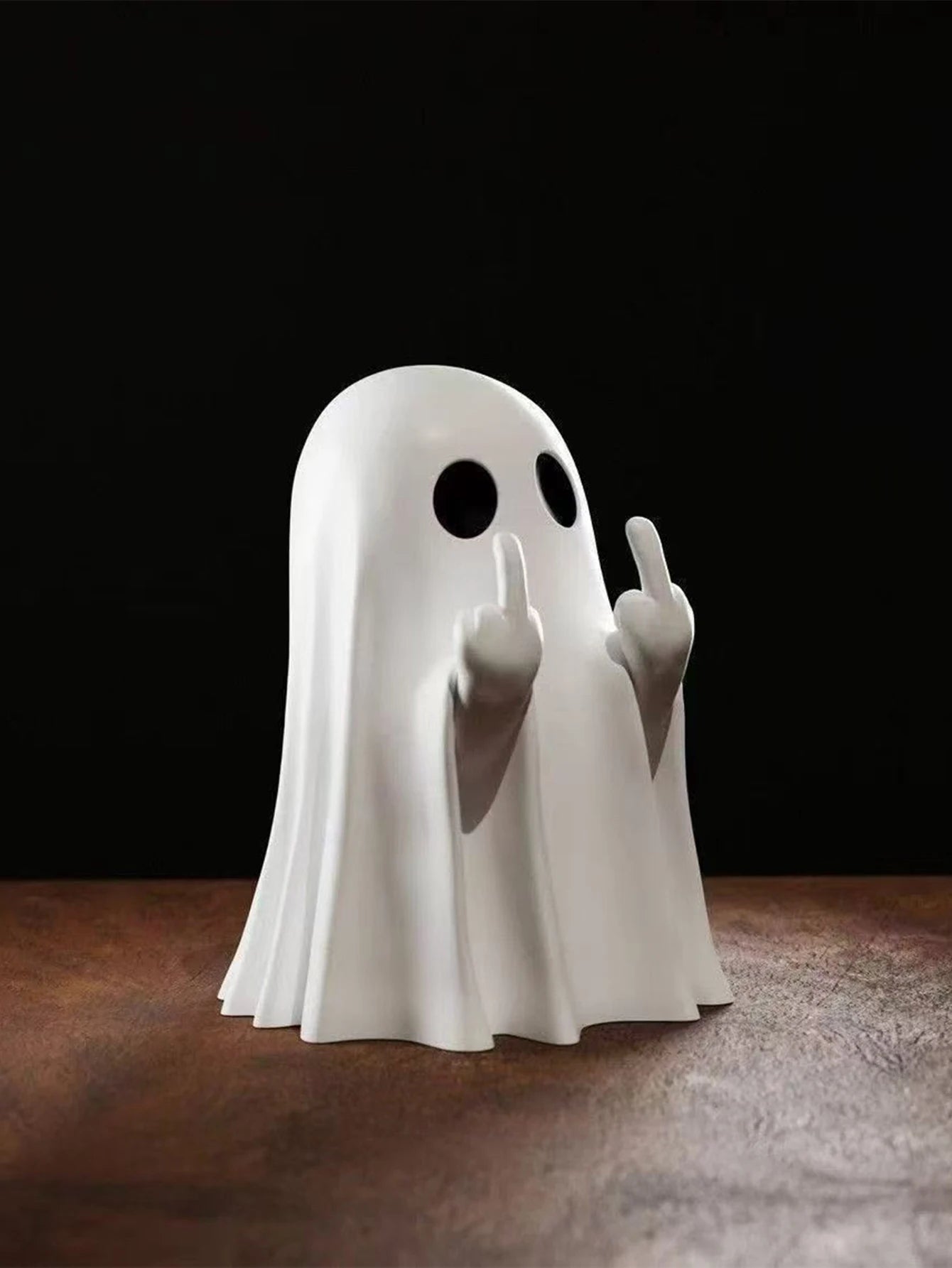 Ghost Statue – Funny Halloween Decoration (7.5cm)