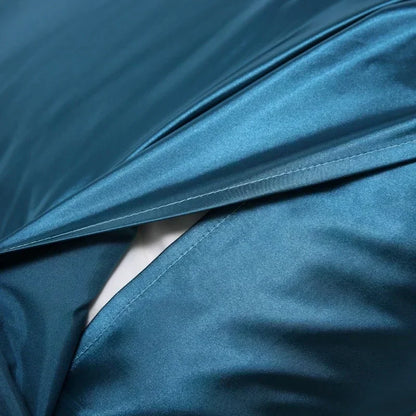 Silky Soft Pillowcase – Smooth Pillow Cover for Hair & Skin