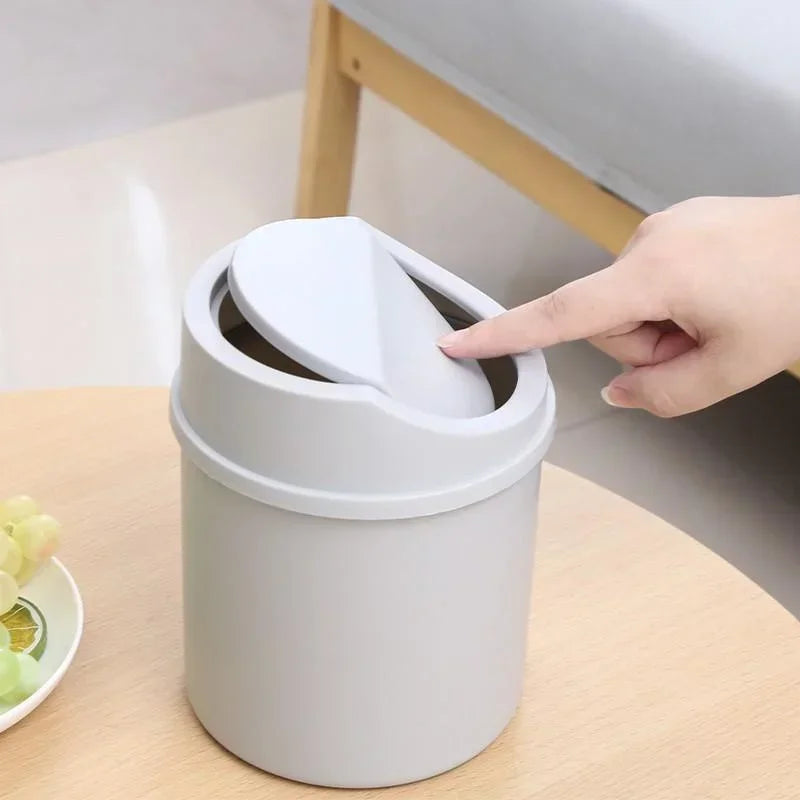 Mini Desktop Rubbish Bin with Flip Lid – Small Plastic Waste Bin for Desk, Bedroom & Bathroom
