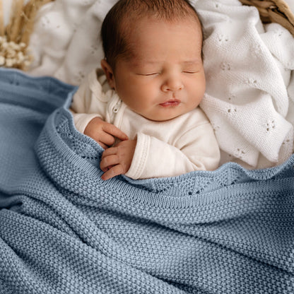 Heirloom Blanket | Scalloped Edge - Sky Blue