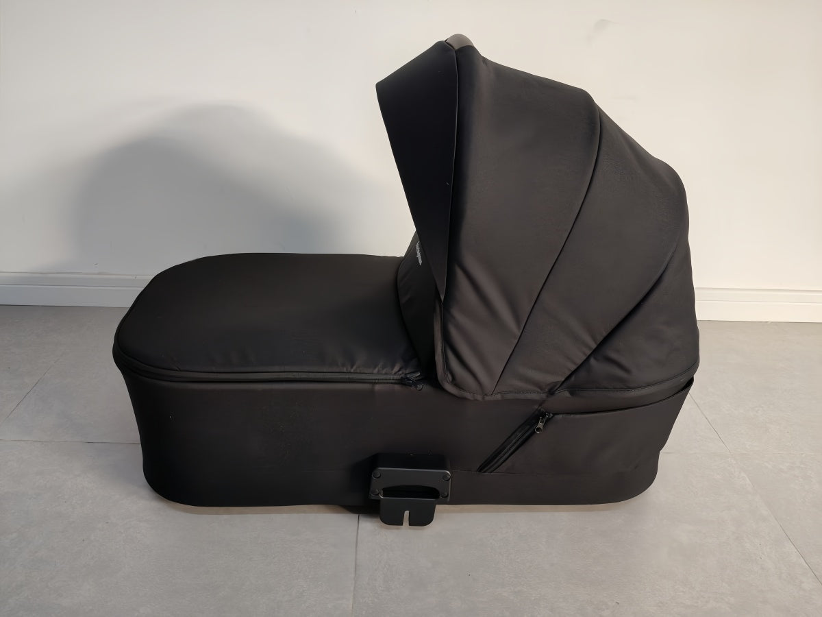 Newborn Pram – EasyGo 1+ Three Wheel Stroller with Carrycot, Car Seat and ISOFIX Base (Black)