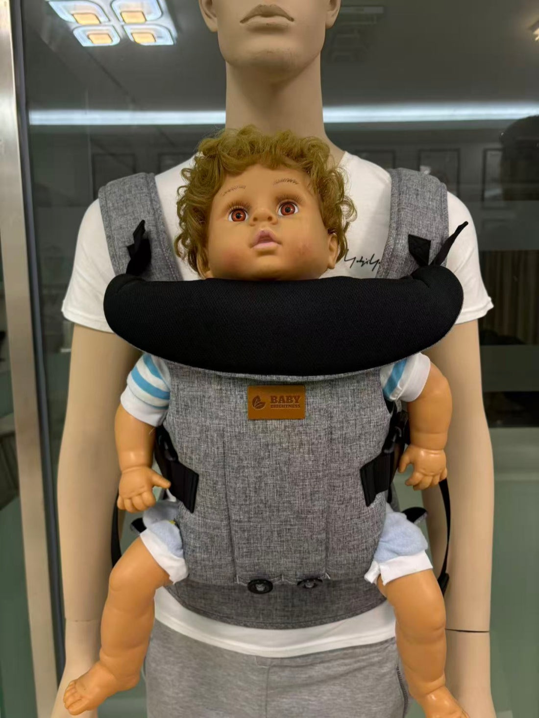 Pre-order Baby Brightness Lite Pro baby carrier black
