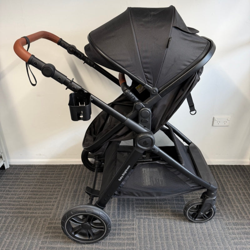 Skyra 2-in-1 Newborn Pram & Bassinet Stroller and Car Seat (Black) - image 17