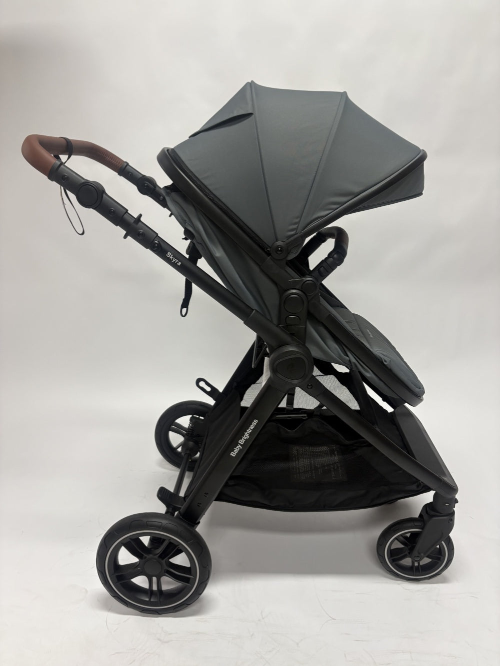 Pre-order Baby Brightness Newborn 4-in-1 Travel System with Bassinet, Capsule, ISOFIX Base & 360° Rotating Car Seat – Grey