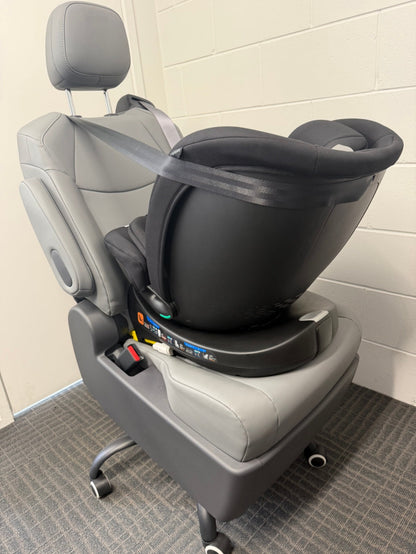 360° Rotating Baby Car Seat – Baby Brightness GuardianMax 1+ Grey - image 18