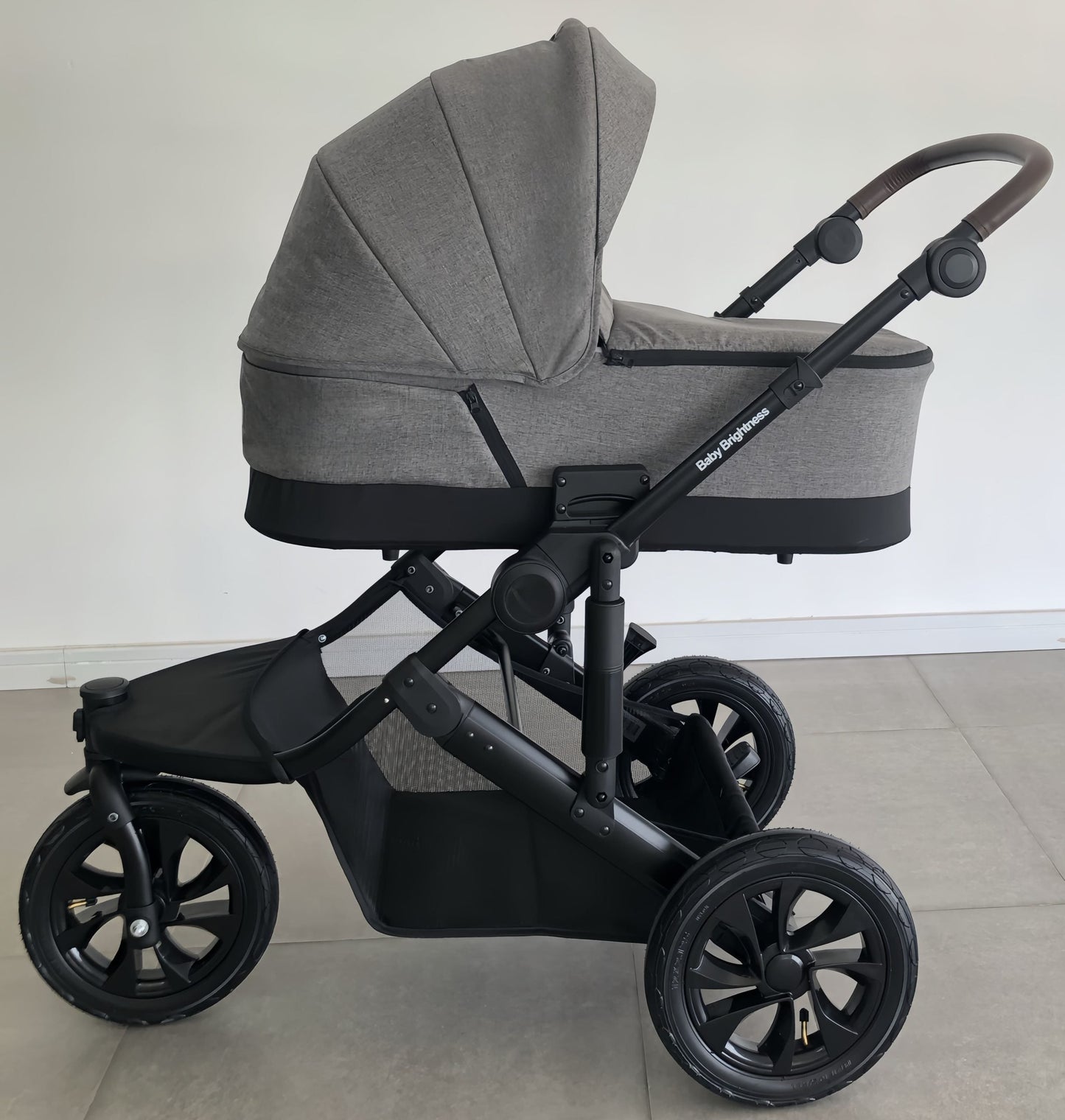 Newborn Pram – EasyGo 1+ Three Wheel Stroller with Carrycot and Car Seat (Grey) - image 7
