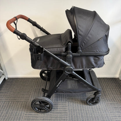 Skyra 2-in-1 Newborn Pram & Bassinet Stroller（Black） - image 12