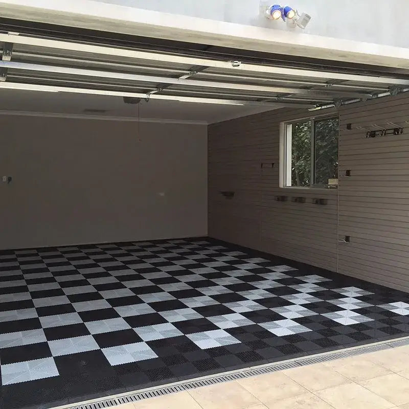 Interlocking Plastic Garage Flooring Tiles (Pack of 25 Tiles)