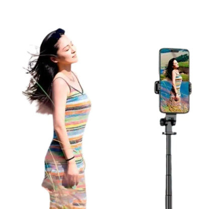 Mini Portable Wireless Selfie Screen Display for iPhone & Android Rear Camera