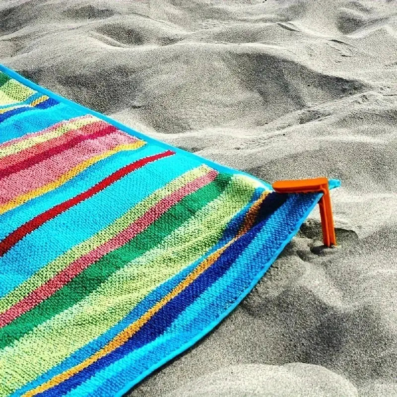 Outdoor Beach & Picnic Mat Towel Holder – Windproof Camping Tool (4pcs)