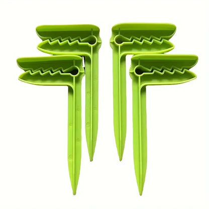 Outdoor Beach & Picnic Mat Towel Holder – Windproof Camping Tool (4pcs)
