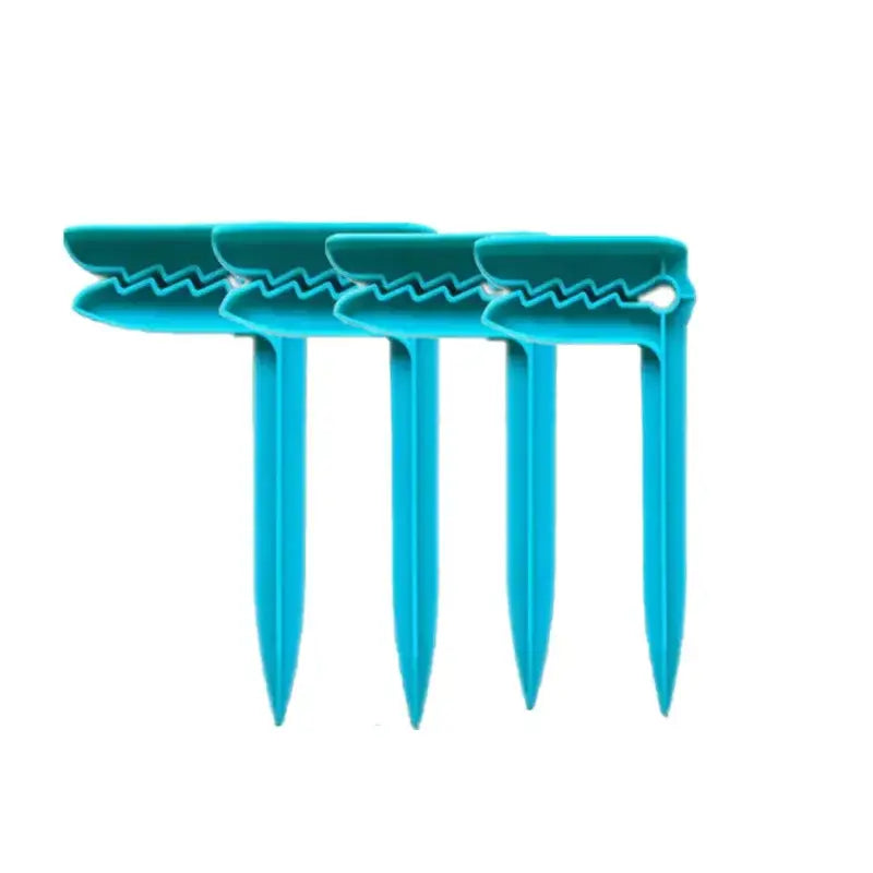 Outdoor Beach & Picnic Mat Towel Holder – Windproof Camping Tool (4pcs)