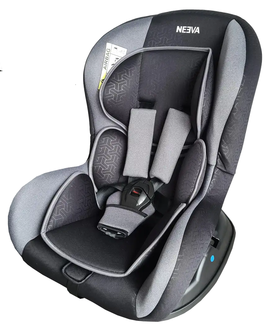 Neeva Convertible Carseat 0-18kgs - Black Interlock - Babyonline