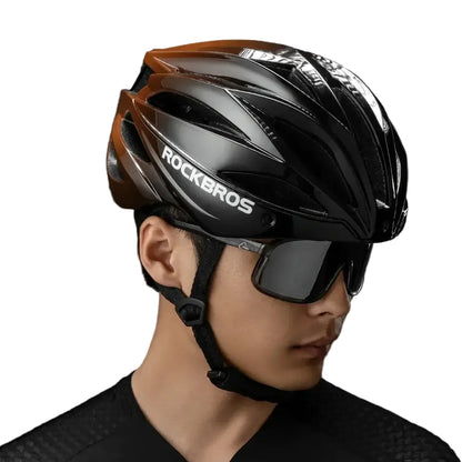 Adjustable Cycling Helmet 58–62cm with Integrated Magnetic Goggles