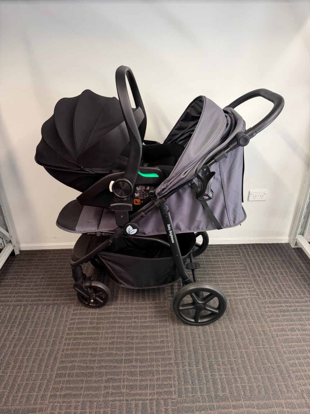 Pre-order Newborn Pram – Poplar Stroller with Carrycot and Reclining Car Seat (Black) - image 31