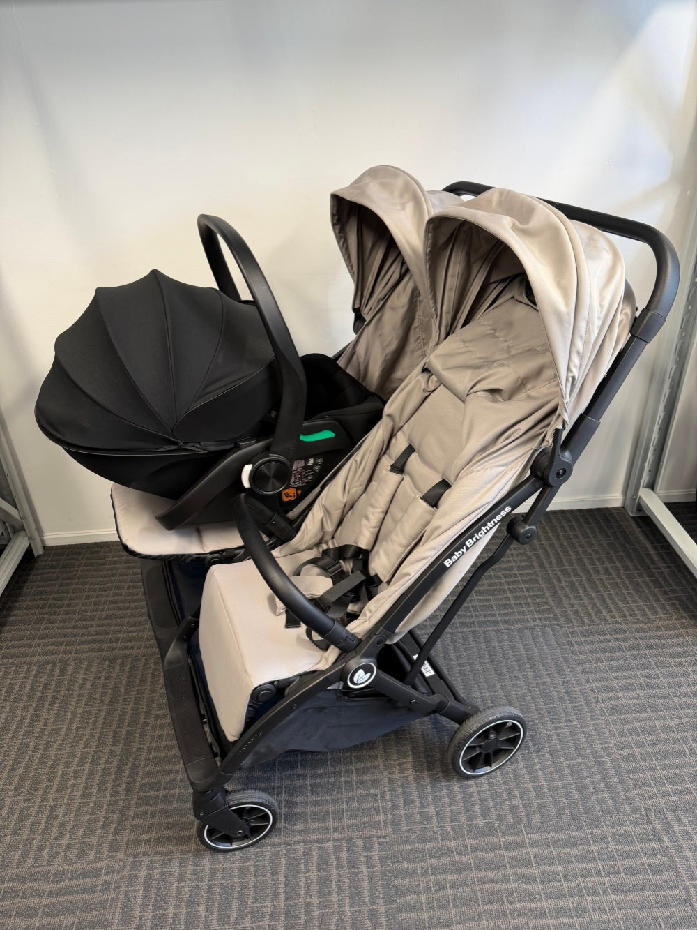Pre-order Double Pram – FlexGo Duo with Reclining Infant Capsule and Rotating ISOFIX Base(Beige) - image 20