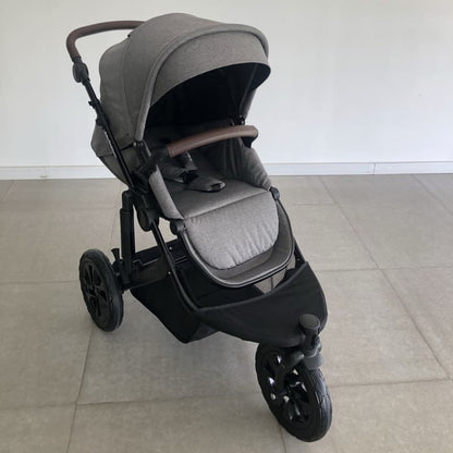 Newborn Pram – EasyGo 1+ Three Wheel Stroller with Car Seat and ISOFIX Base (Grey)