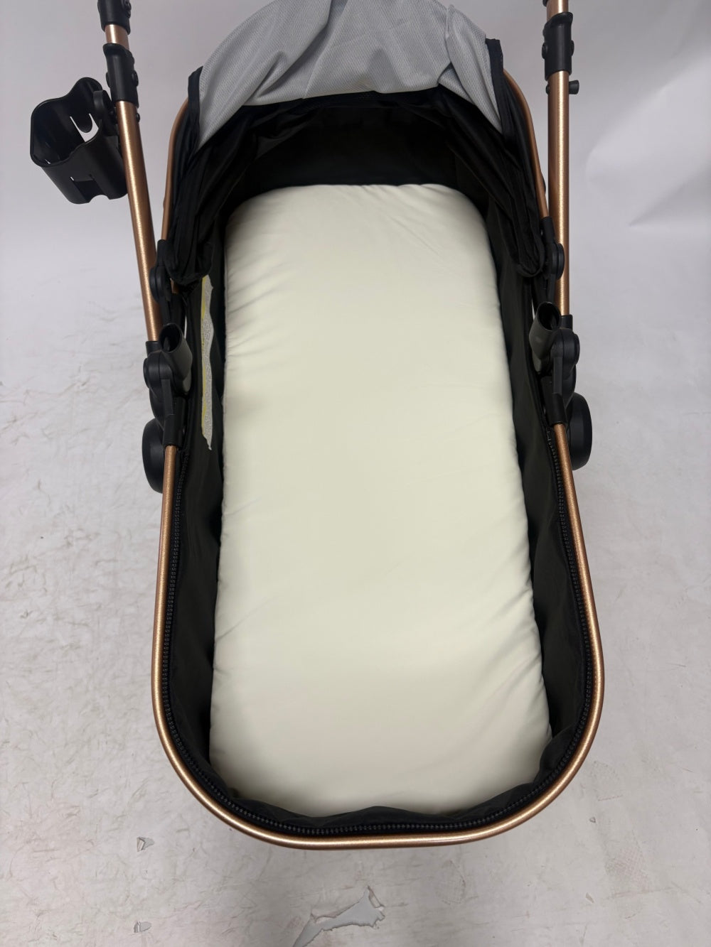 Pre-order Baby Brightness Newborn 4-in-1 Travel System with Bassinet, Capsule, ISOFIX Base & 360° Rotating Car Seat – Black